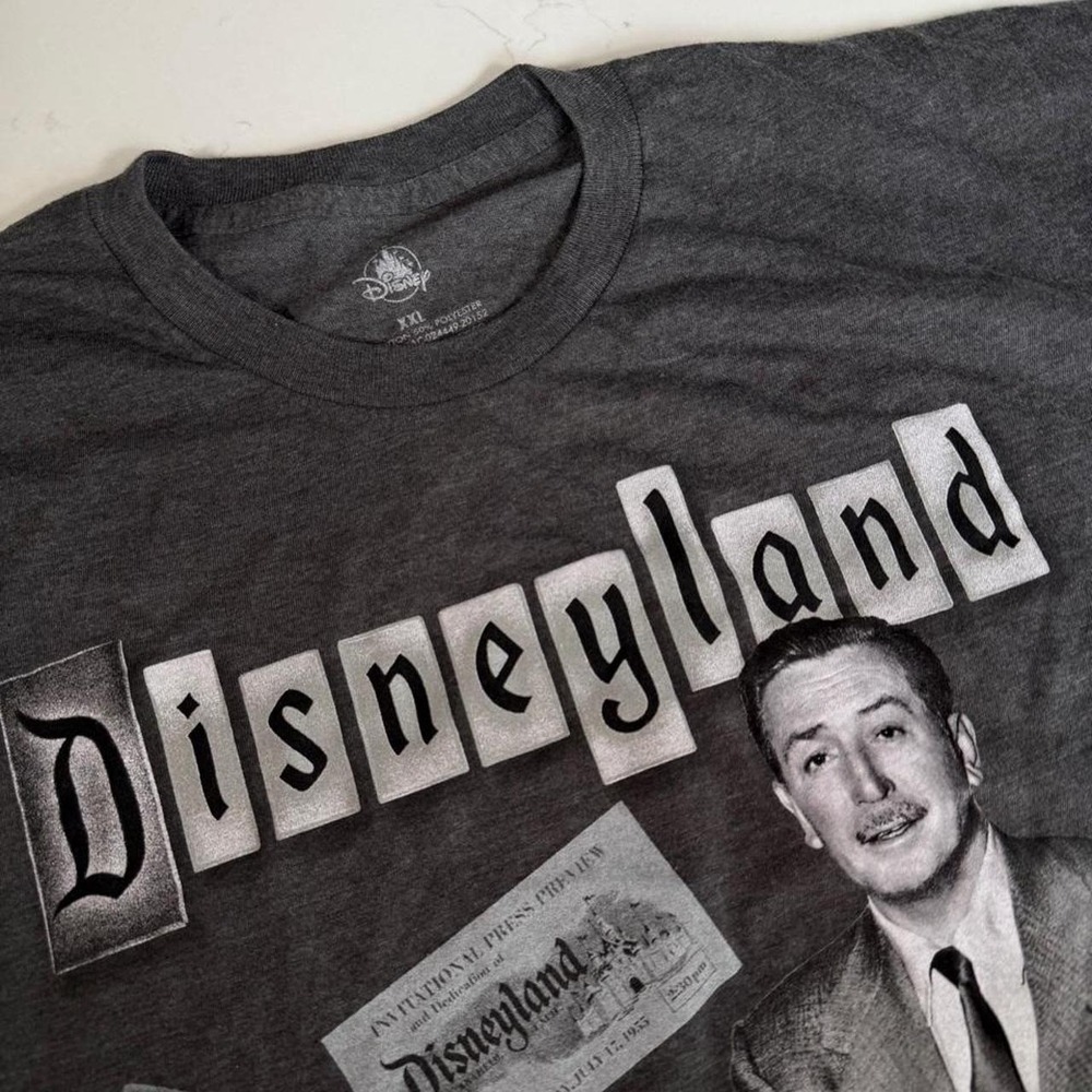 Disneyland 65th Anniversary Walt Disney Castle T-Shirt Gray XXL 2020 Disney
